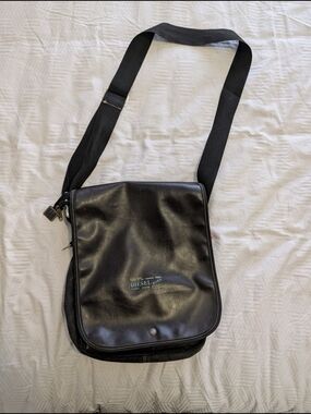 Diesel Black Men's Crossbody Messenger Bag